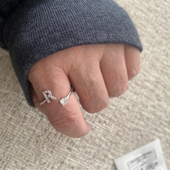 Initial ring “ R “ silver - Picture 3 of 4